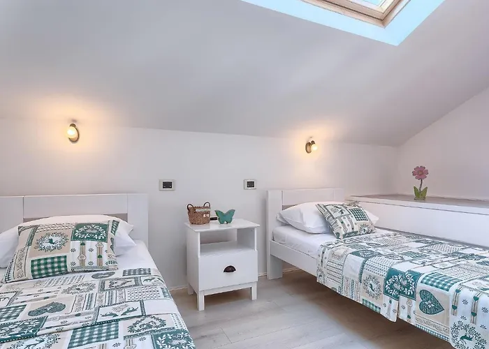 Sani-2 By Interhome 아파트 프예스차나 우발라